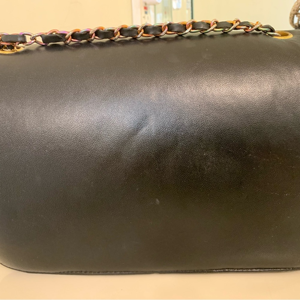 Vintage Chanel Black Leather Crossbody Bag with Chain Strap - Picture 8 of 12